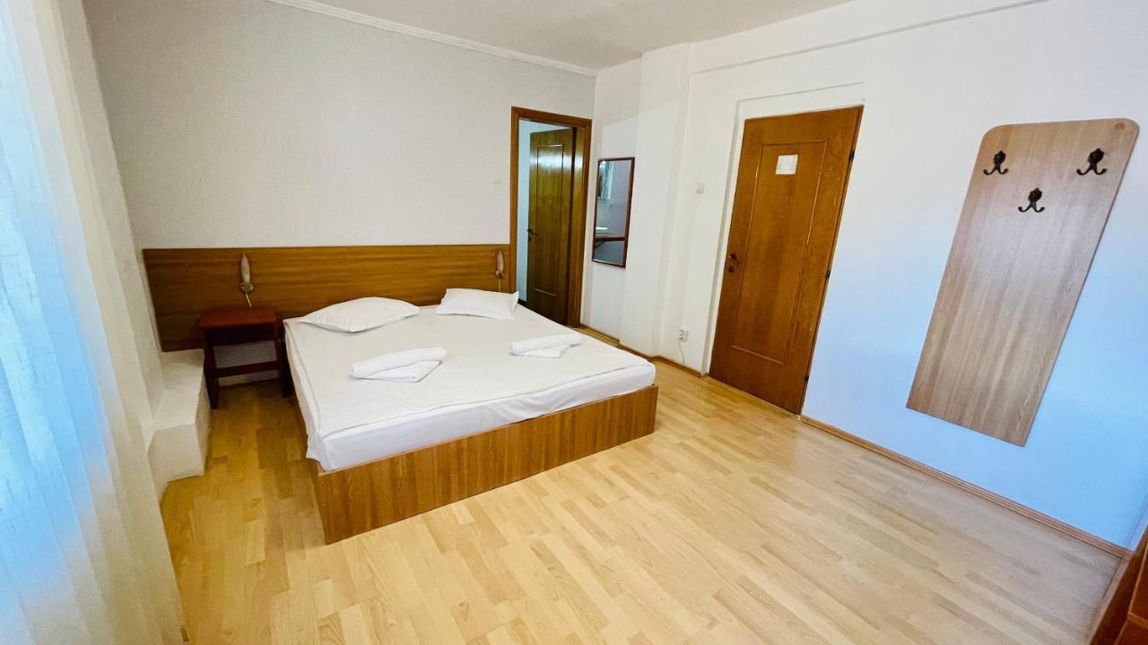 Pensiunea Luminita Buşteni 外观 照片